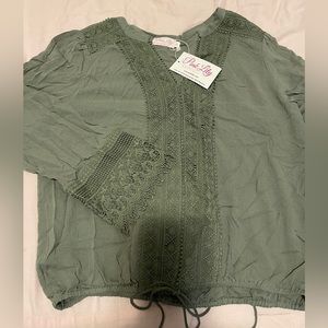 NWT super cute olive cropped blouse from Pink Lily
